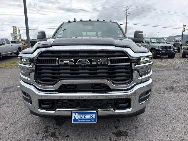 2027 RAM Ram 3500 RAM 3500 TRADESMAN CREW CAB 4X4 64 BOX 2027 RAM Ram 3500 RAM 3500 TRADESMAN CREW CAB 4X4 64 BOX