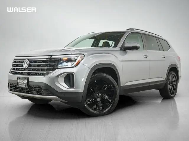 2026 Volkswagen Atlas SE with Technology for sale in Burnsville, MN