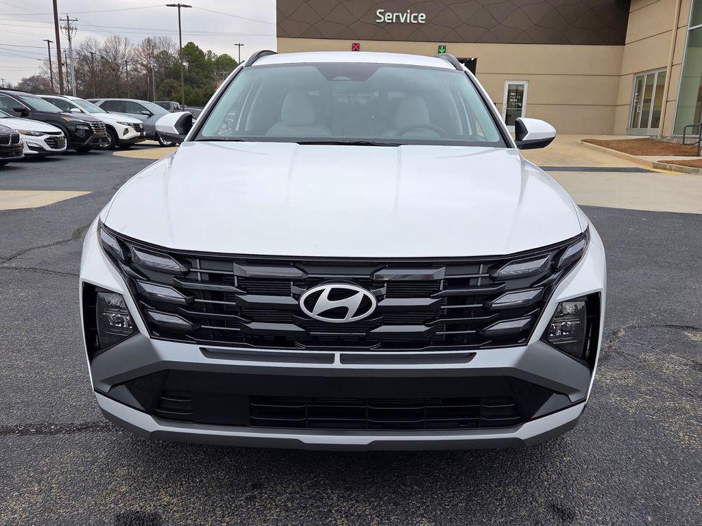 New 2026 White Hyundai SEL FWD image 2