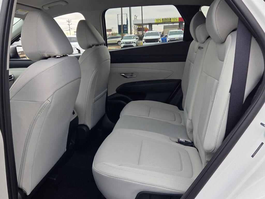 New 2026 White Hyundai SEL FWD image 6