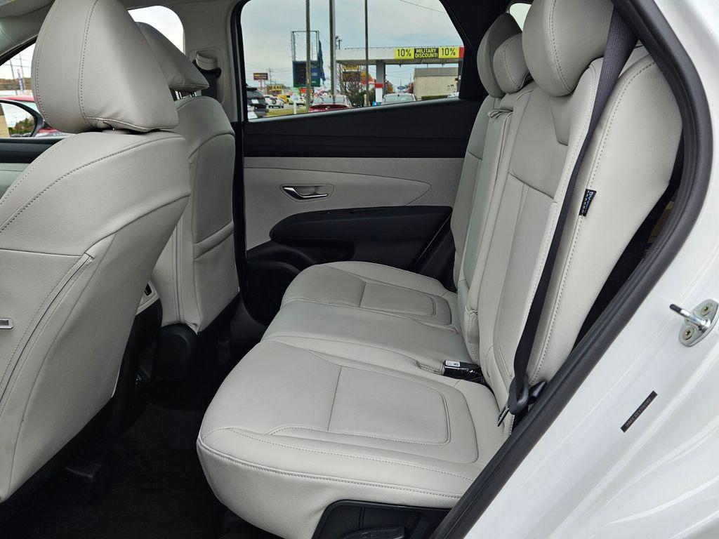New 2026 White Hyundai SEL Premium FWD image 6