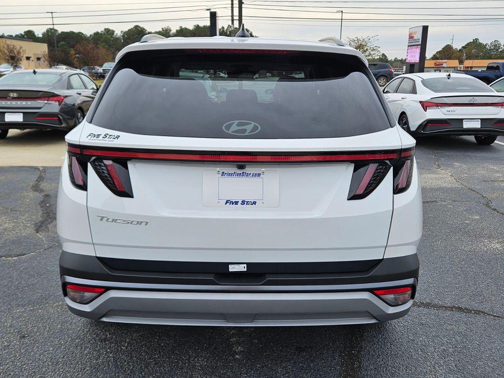 New 2026 White Hyundai SEL Premium FWD image 10