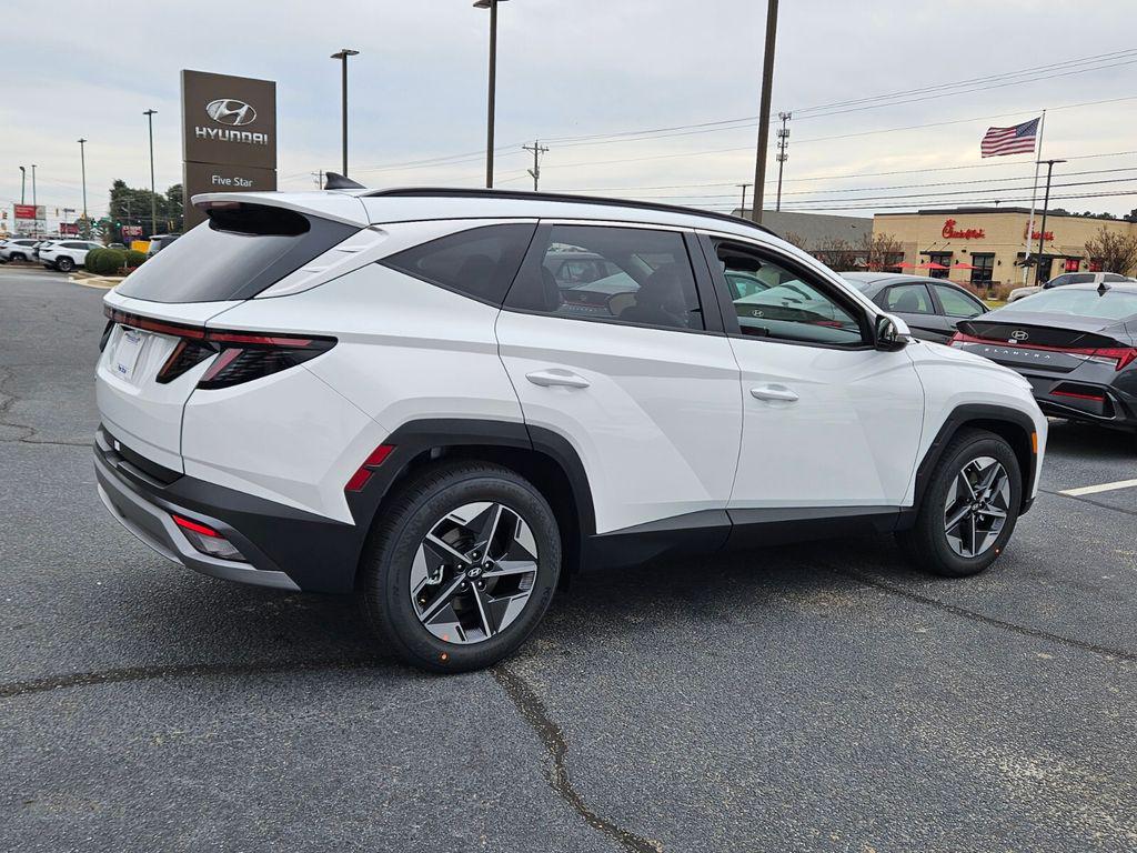 New 2026 White Hyundai SEL Premium FWD image 14
