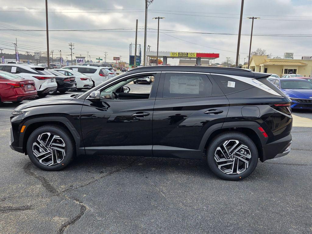New 2026 Black HYUNDAI Limited FWD image 4