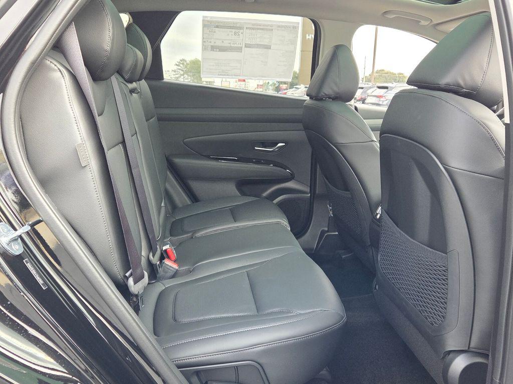 New 2026 Black HYUNDAI Limited FWD image 14
