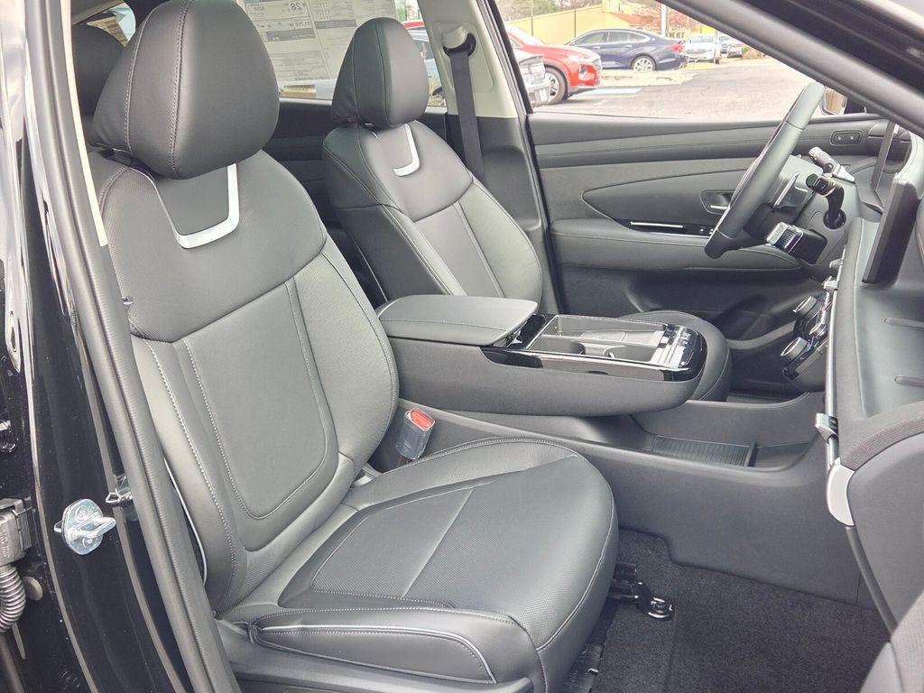 New 2026 Black HYUNDAI Limited FWD image 15