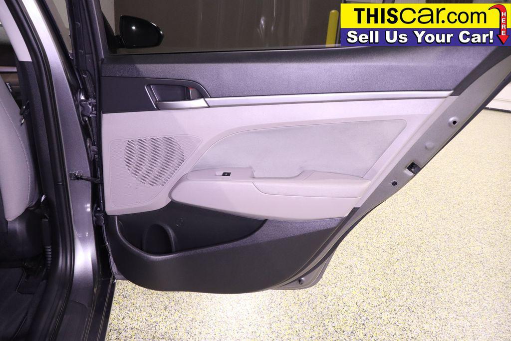 car-gallery-32