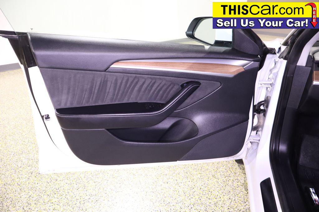 car-gallery-32