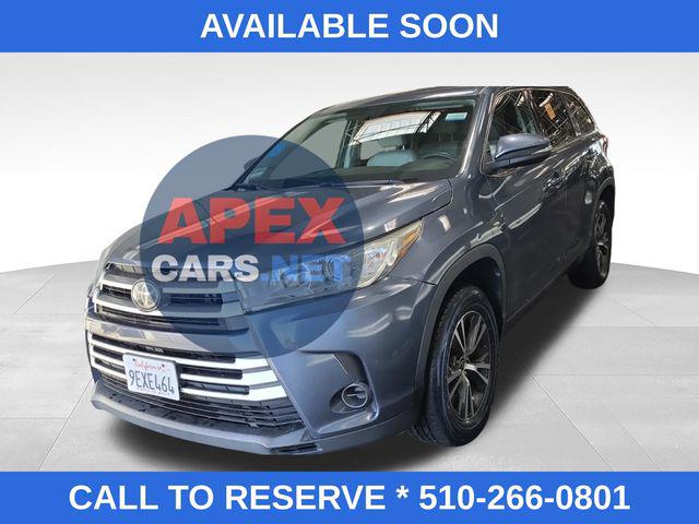2017 Toyota Highlander LE for sale in Fremont, CA