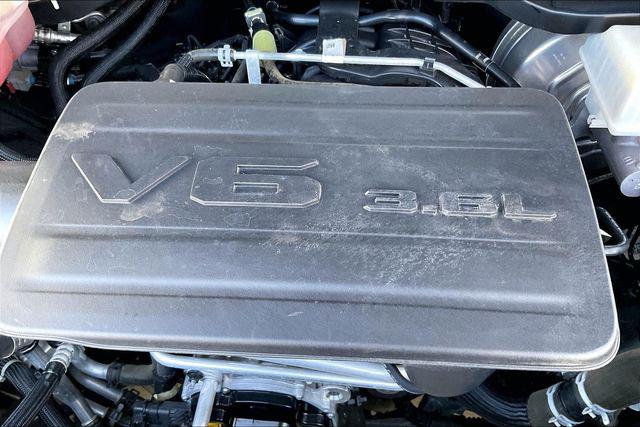 2022 Ram 1500 Big Horn Crew Cab 4x4 5'7" Box