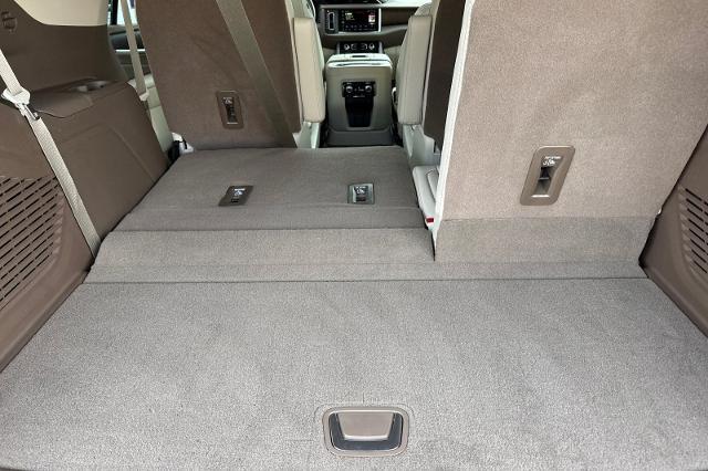 2024 GMC Yukon 4WD Denali