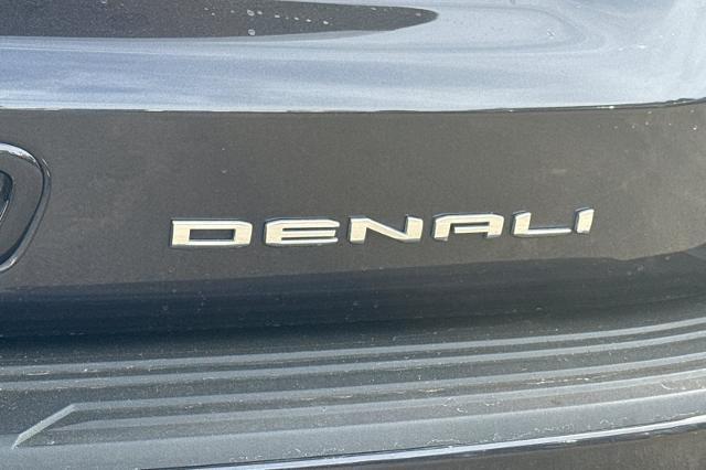 2024 GMC Yukon 4WD Denali