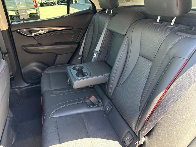 2022 Buick Envision FWD Essence