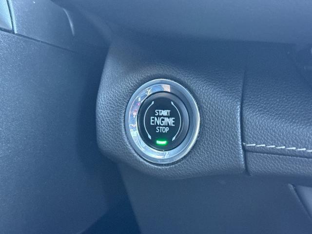 2022 Buick Envision FWD Essence