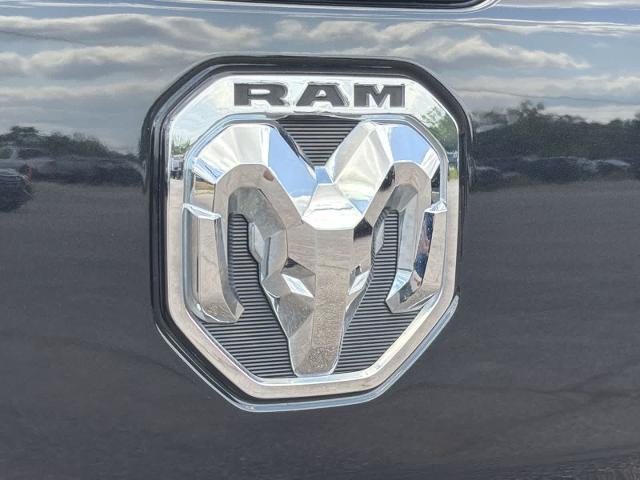 2020 Ram 1500 Laramie Crew Cab 4x4 57 Box