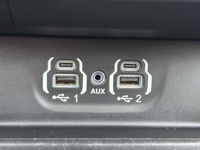 2020 Ram 1500 Laramie Crew Cab 4x4 57 Box