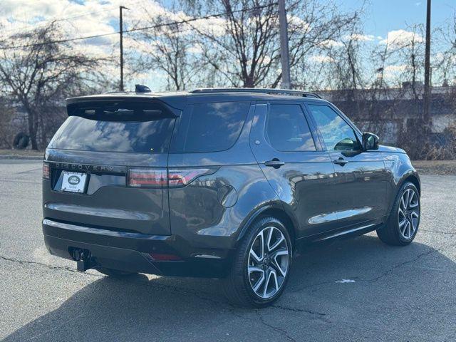 2025 Land Rover Discovery P360 Dynamic SE