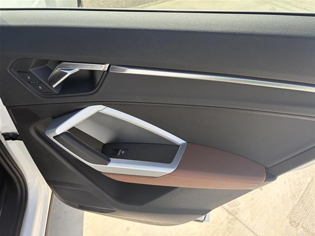 2021 Audi Q3 Premium 45 TFSI S line quattro Tiptronic