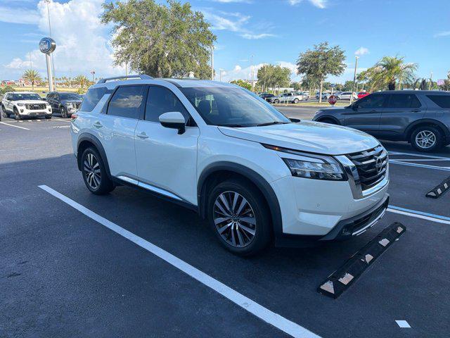 2022 Nissan Pathfinder Platinum 2WD for sale in Davenport, FL