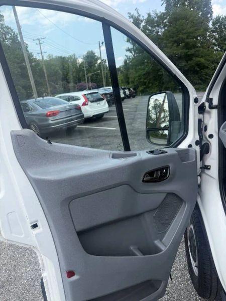2016 Ford Transit w/60/40 Side Door w/RWB