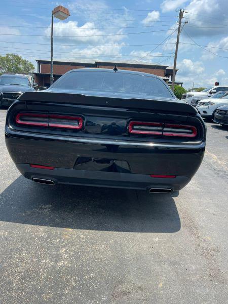 2021 Dodge Challenger SXT