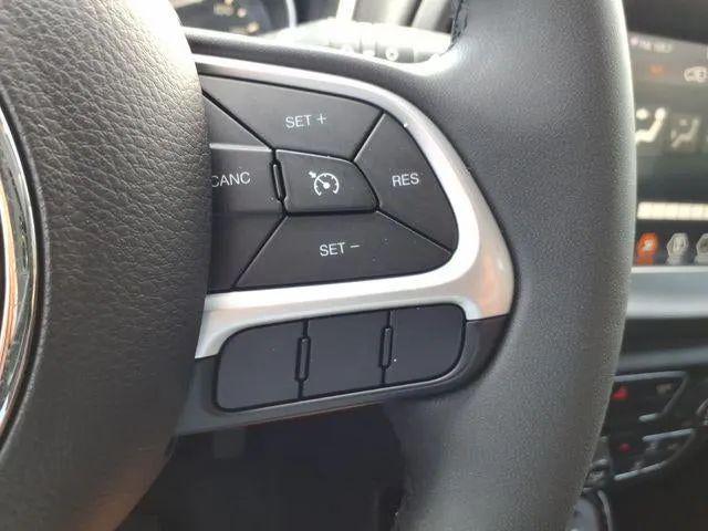 2021 Jeep Compass Altitude FWD