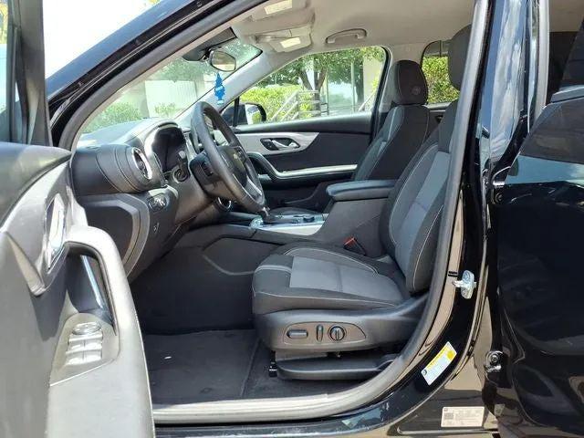 2025 Chevrolet Blazer AWD 2LT