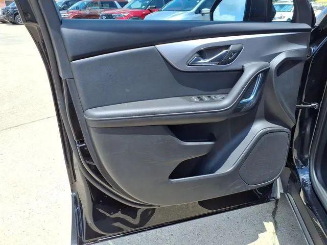 2025 Chevrolet Blazer AWD 2LT