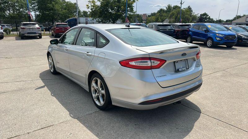 2013 Ford Fusion Hybrid SE