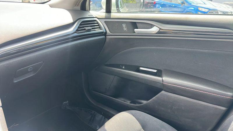 2013 Ford Fusion Hybrid SE