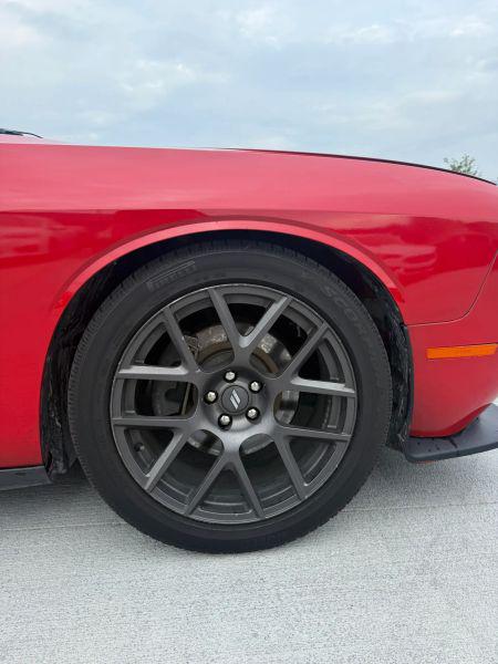 2015 Dodge Challenger R/T Plus Shaker