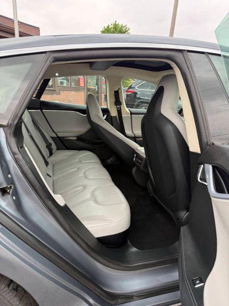 2013 Tesla Model S Base