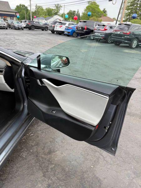 2013 Tesla Model S Base