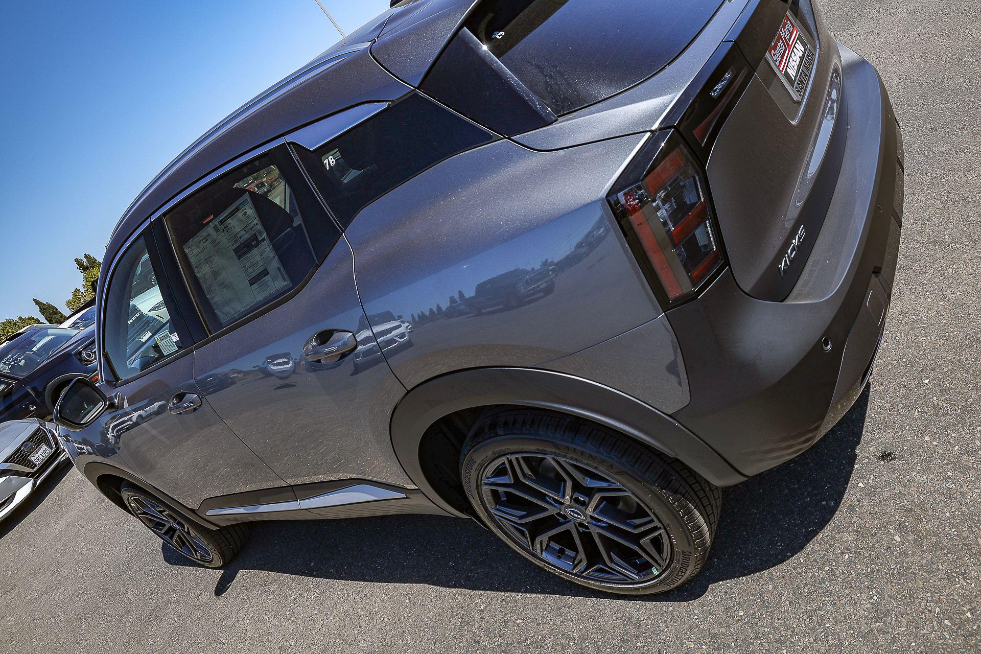 2026 Nissan KICKS SR - Photo 8
