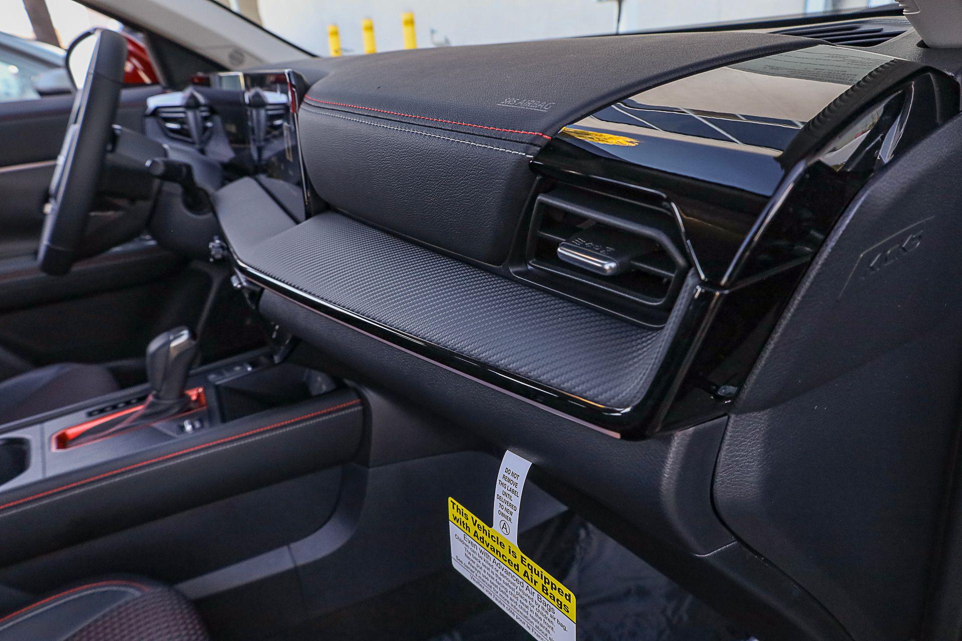 2026 Nissan KICKS SR - Photo 30