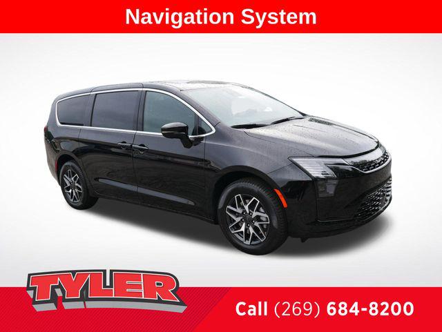 2027 Chrysler Pacifica Limited for sale in Niles, MI