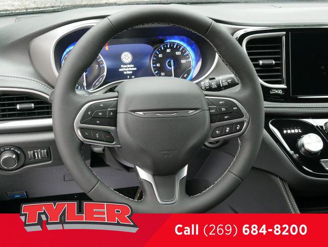 2027 Chrysler Pacifica Limited