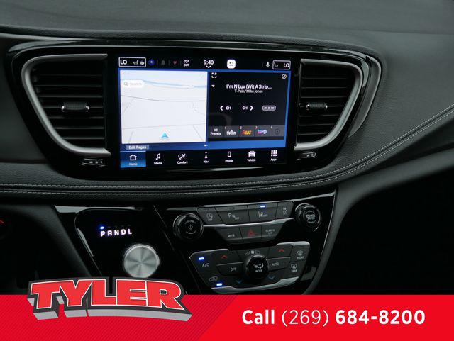 2027 Chrysler Pacifica Limited