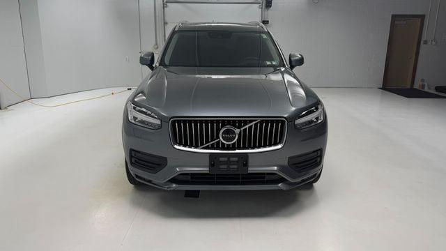 2020 Volvo XC90 T6 Momentum 7 Passenger 2020 Volvo XC90 T6 Momentum 7 Passenger
