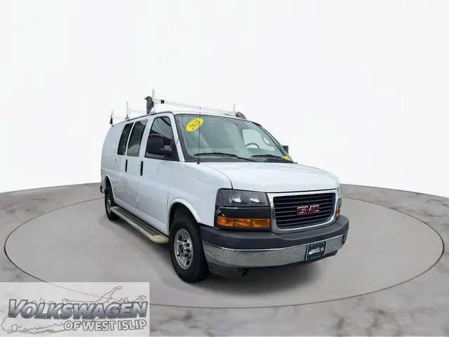 2021 GMC Savana Cargo RWD 2500 Regular Wheelbase Work Van for sale in West Islip, NY