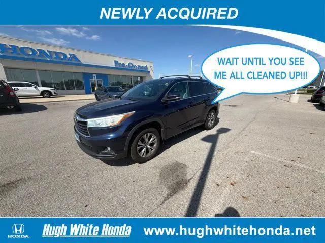 2016 Toyota Highlander LE V6 for sale near Columbus, OH