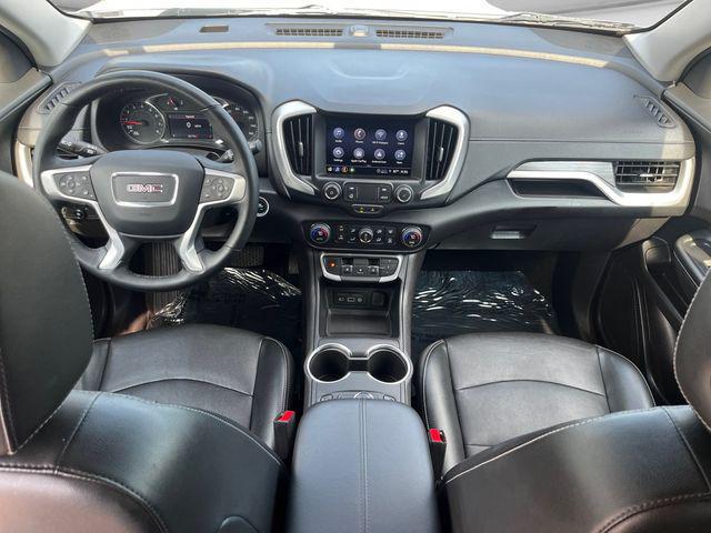 2024 GMC Terrain AWD SLT