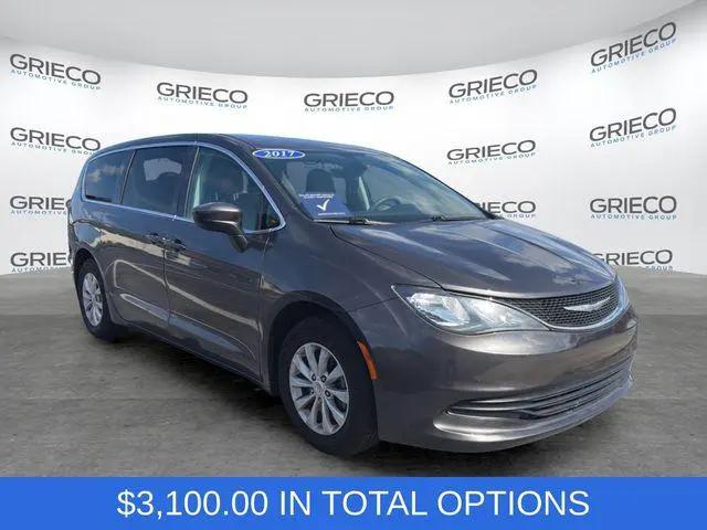 2017 Chrysler Pacifica Touring for sale in Lauderhill, FL