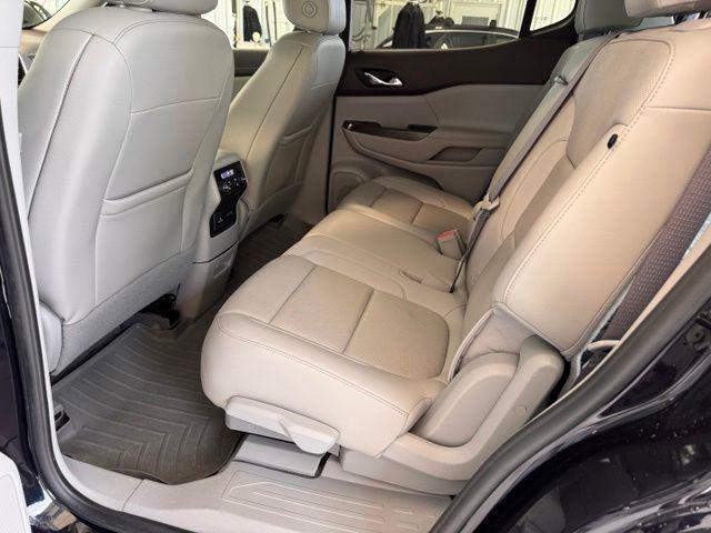 2021 GMC Acadia FWD SLT