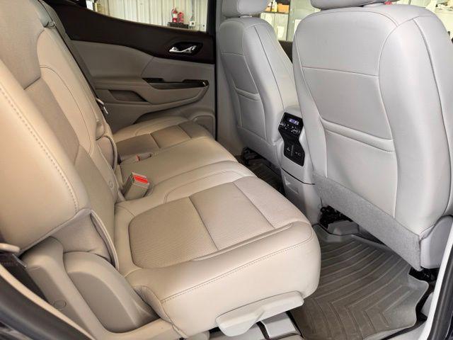2021 GMC Acadia FWD SLT