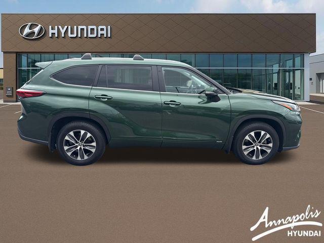 2023 Toyota Highlander Hybrid XLE