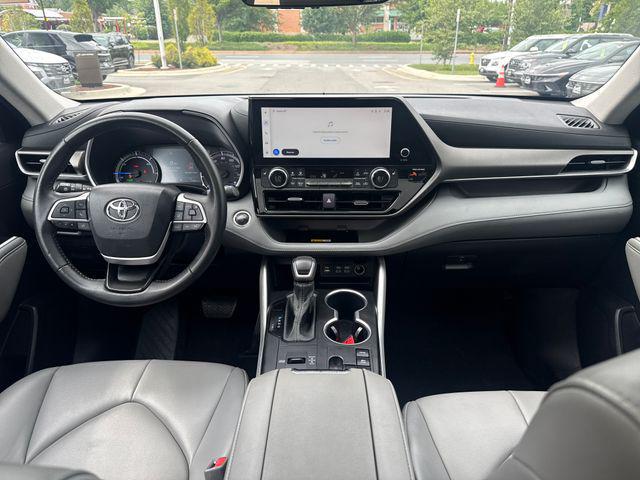2023 Toyota Highlander Hybrid XLE