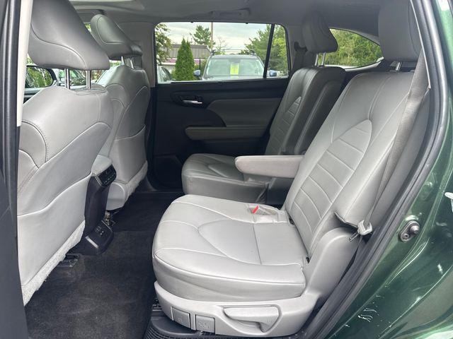 2023 Toyota Highlander Hybrid XLE