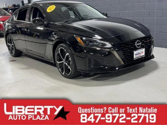 2024 Nissan Altima SR FWD for sale in Libertyville, IL
