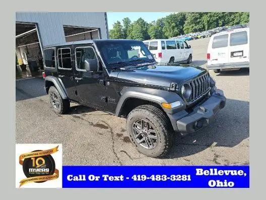 2025 Jeep Wrangler 4-Door Summit 4x4 for sale in Bellevue, OH
